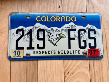 2007 Colorado Respects Wildlife License Plate