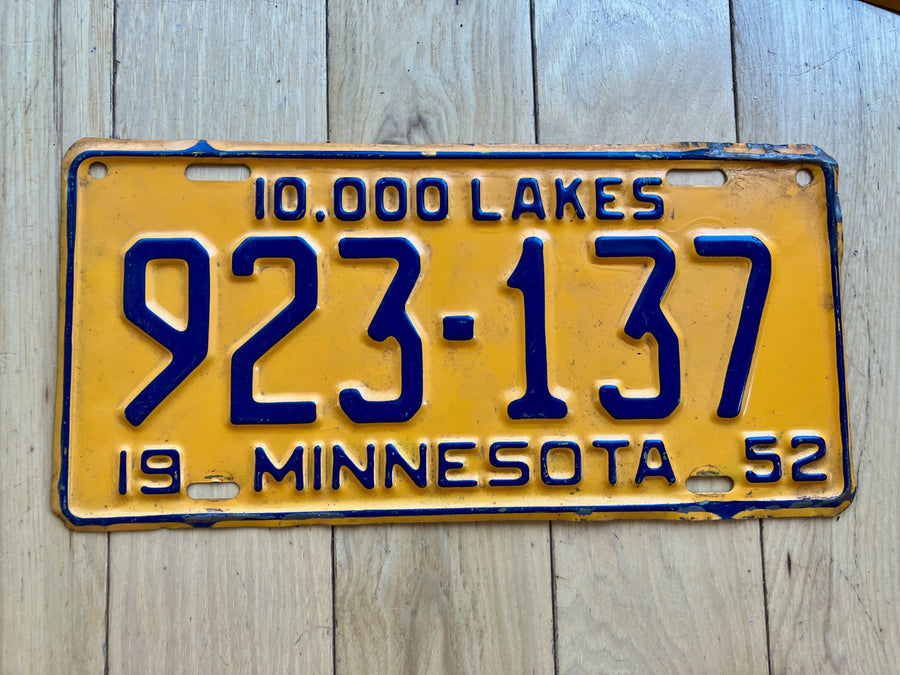 1952 Minnesota License Plate
