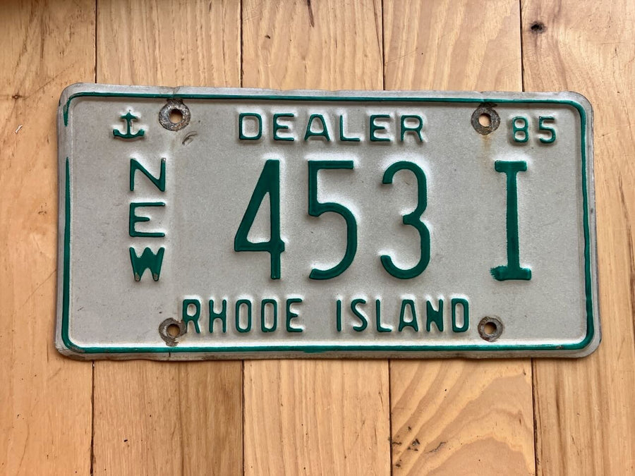 1985 Rhode Island Dealer License Plate