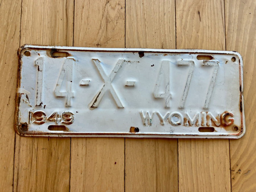1949 Wyoming License Plate