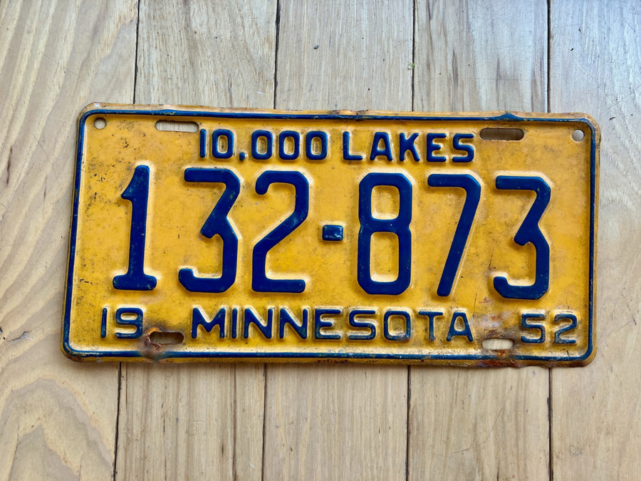 1952 Minnesota License Plate