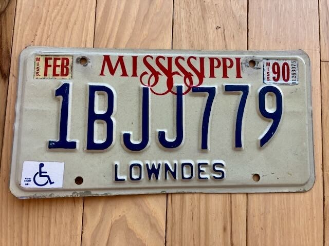1990 Mississippi Lowndes County License Plate