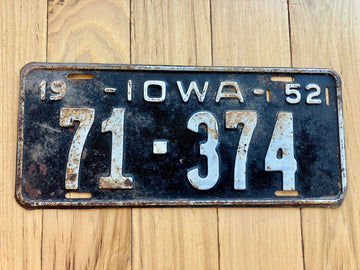 1952 Iowa License Plate