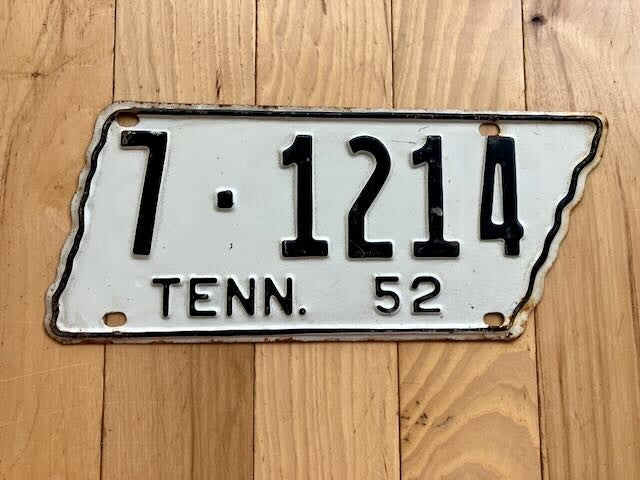 1952 Tennessee License Plate