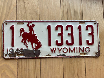 1949 Wyoming License Plate