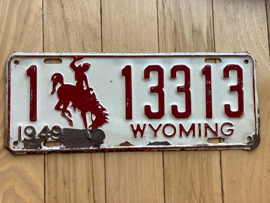 1949 Wyoming License Plate