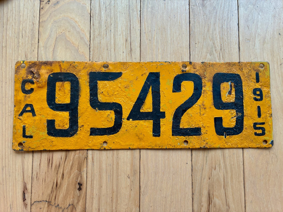 1915 California Repainted License Plate