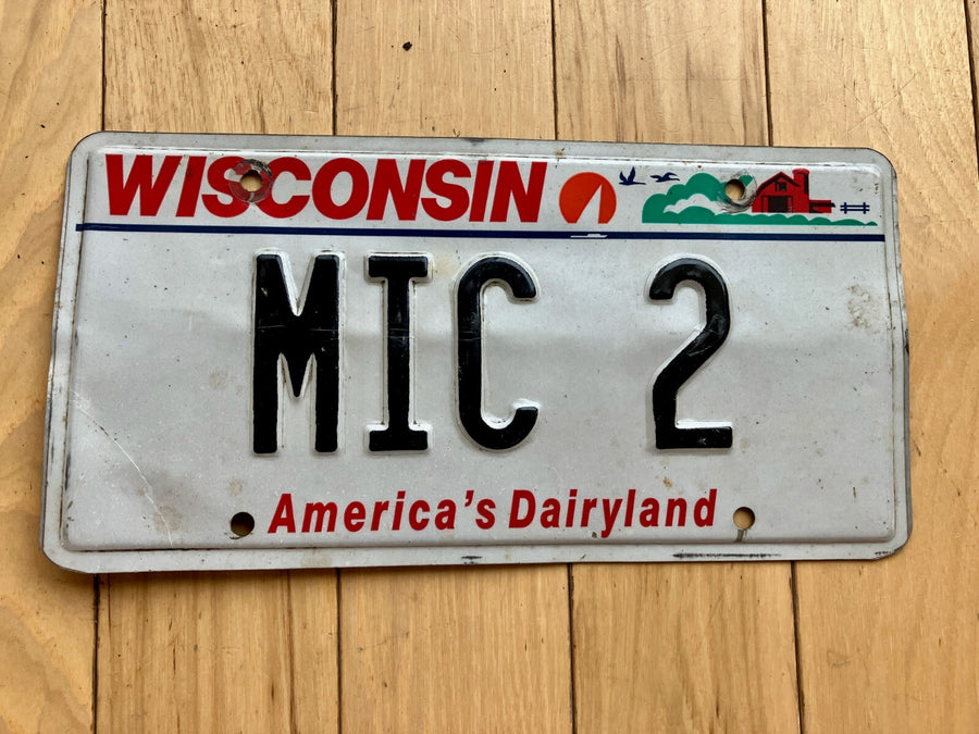 2002 Base Wisconsin Vanity License Plate - MIC 2