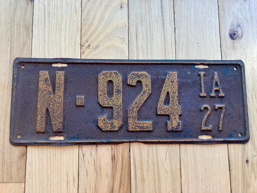 1927 Iowa License Plate