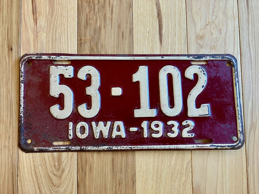 1932 Iowa License Plate