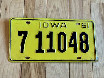 1961 Iowa License Plate
