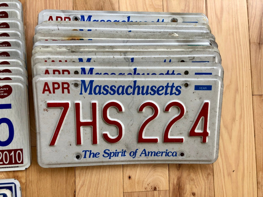 100 License Plates- 10 of Each State in Craft Condition