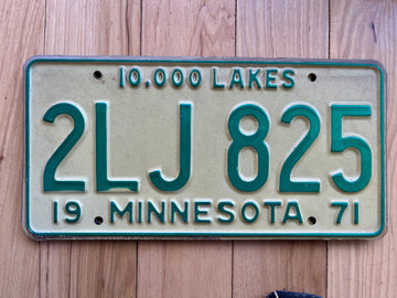 1971 Minnesota License Plate