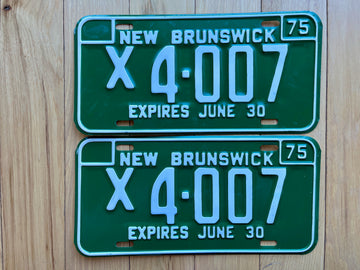 Pair of 1975 New Brunswick License Plates