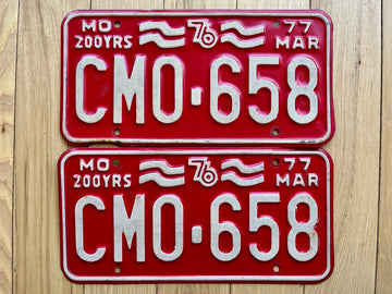 1977/76 Pair of Missouri Bicentennial License Plates